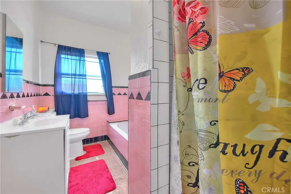 3945 Woolwine, Los Angeles, California 90063 home-pic-33